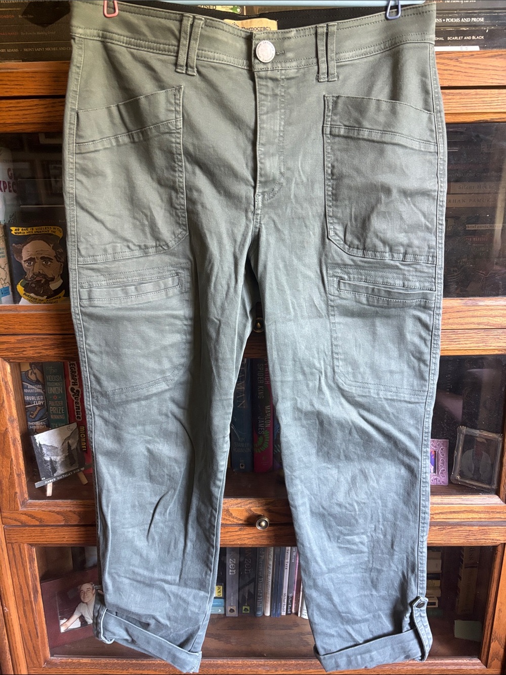 Democracy “Ab Technology” Women’s Sage Green Utility Pants size 12